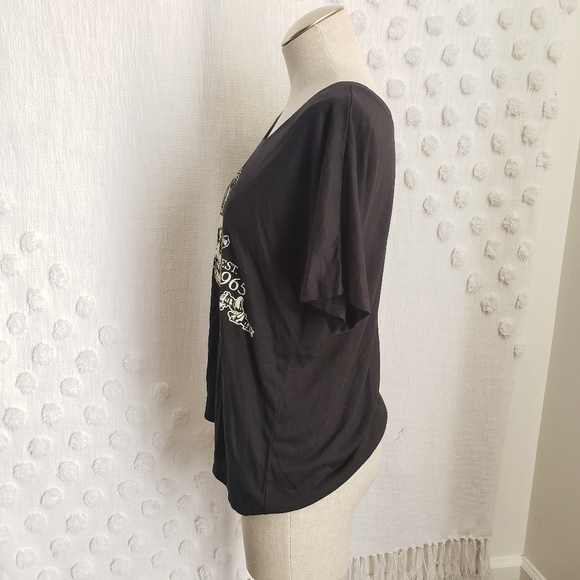 Skull & Rose's t-shirt - Picture 3 of 7